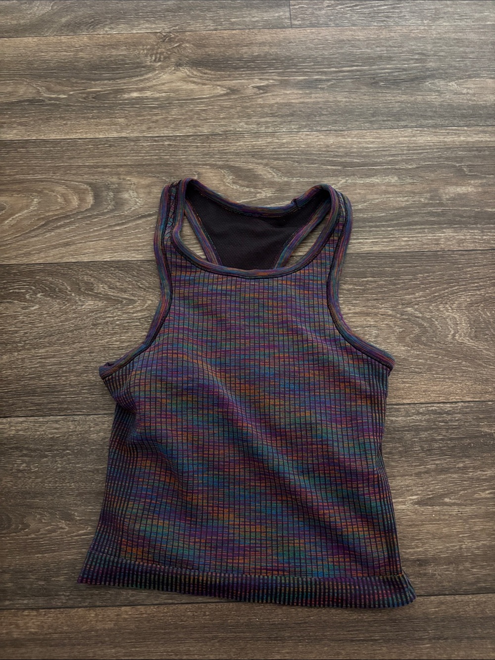 Lululemon high neck tank